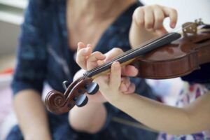 Your Child’s Guide to Start Playing the Violin