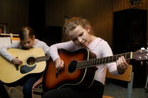 5 Questions Your Child Should Ask At Their First Guitar Lesson