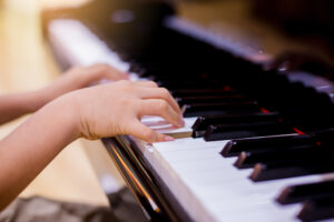 The Best Age to Start Piano Lessons