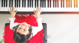 How To Select The Best Piano For Your Kids' Lessons