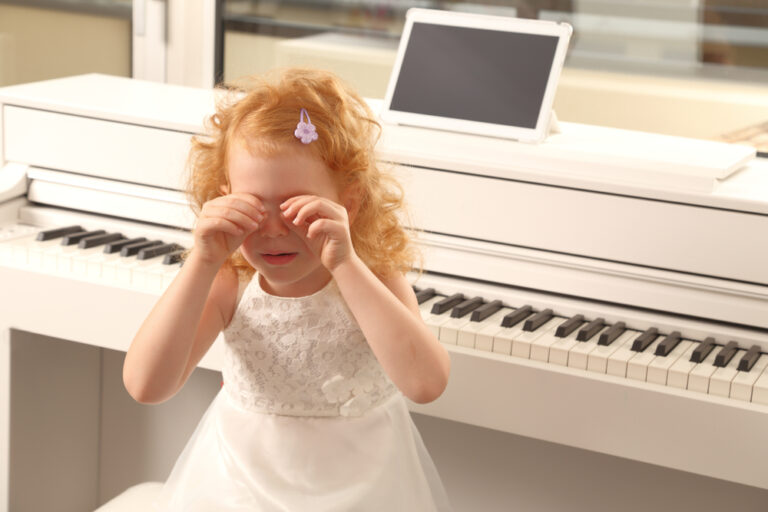 should-i-force-my-kids-to-take-piano-lessons