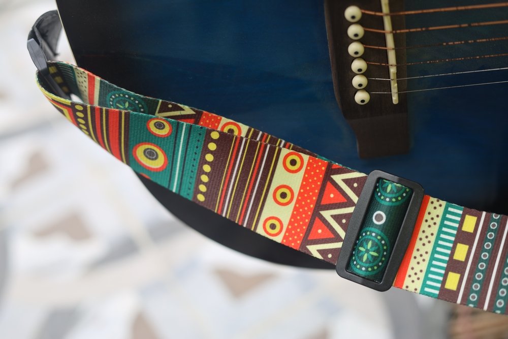Does My Child Need a Guitar Strap? - Lessons In Your Home