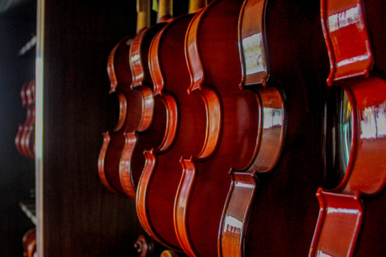 Getting a Violin Should I Rent or Buy? Lessons In Your Home