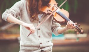 Should Violin Students Learn Music Theory