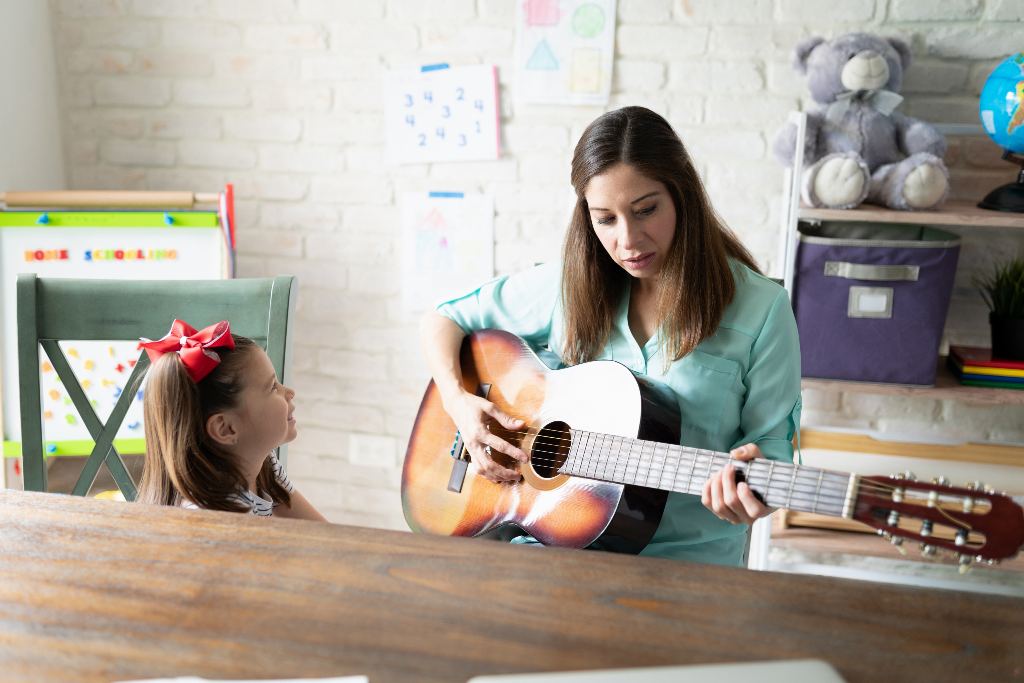The Best Guitar Teachers for Kids in Dallas